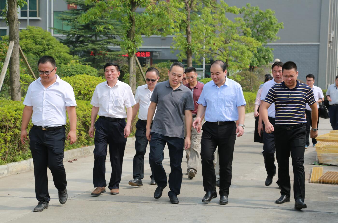 2018年7月，市委常委副市長朱健一行蒞臨公司指導.JPG